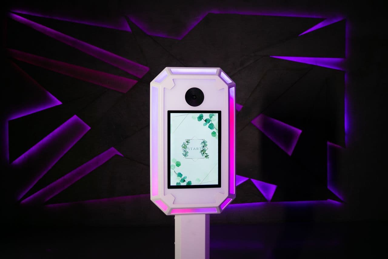 Servicios revolucionarios de cabina de fotos con IA en Barcelona